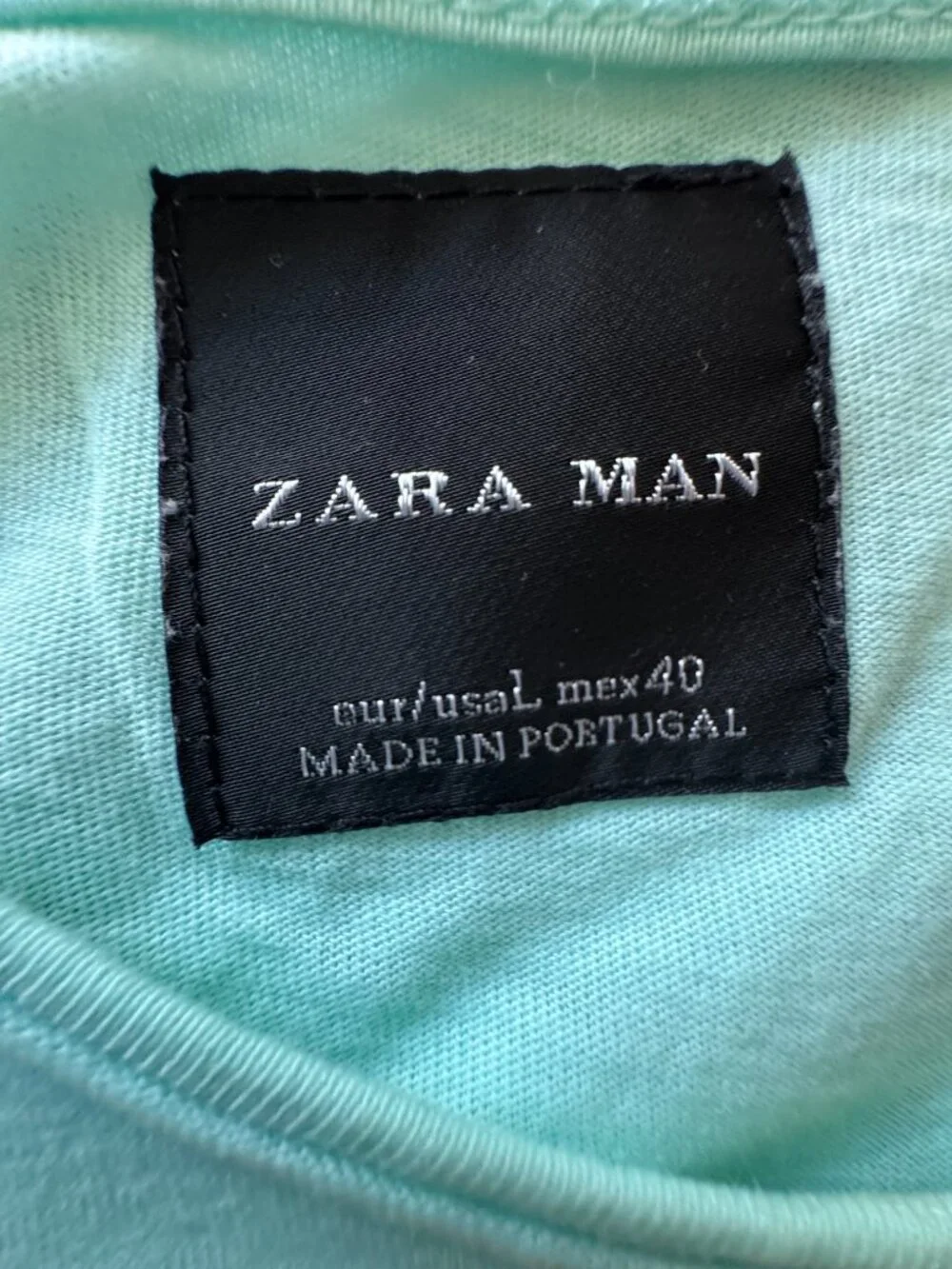 Zara Men's Tee - Picture 3 of 3